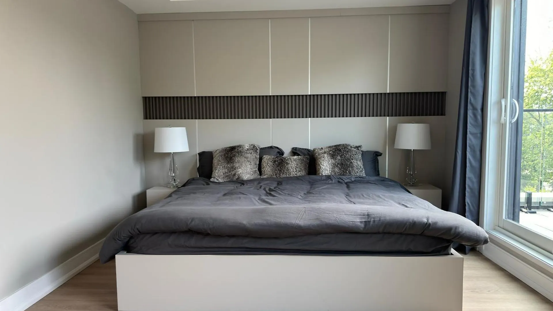 טורונטו 890Suites
